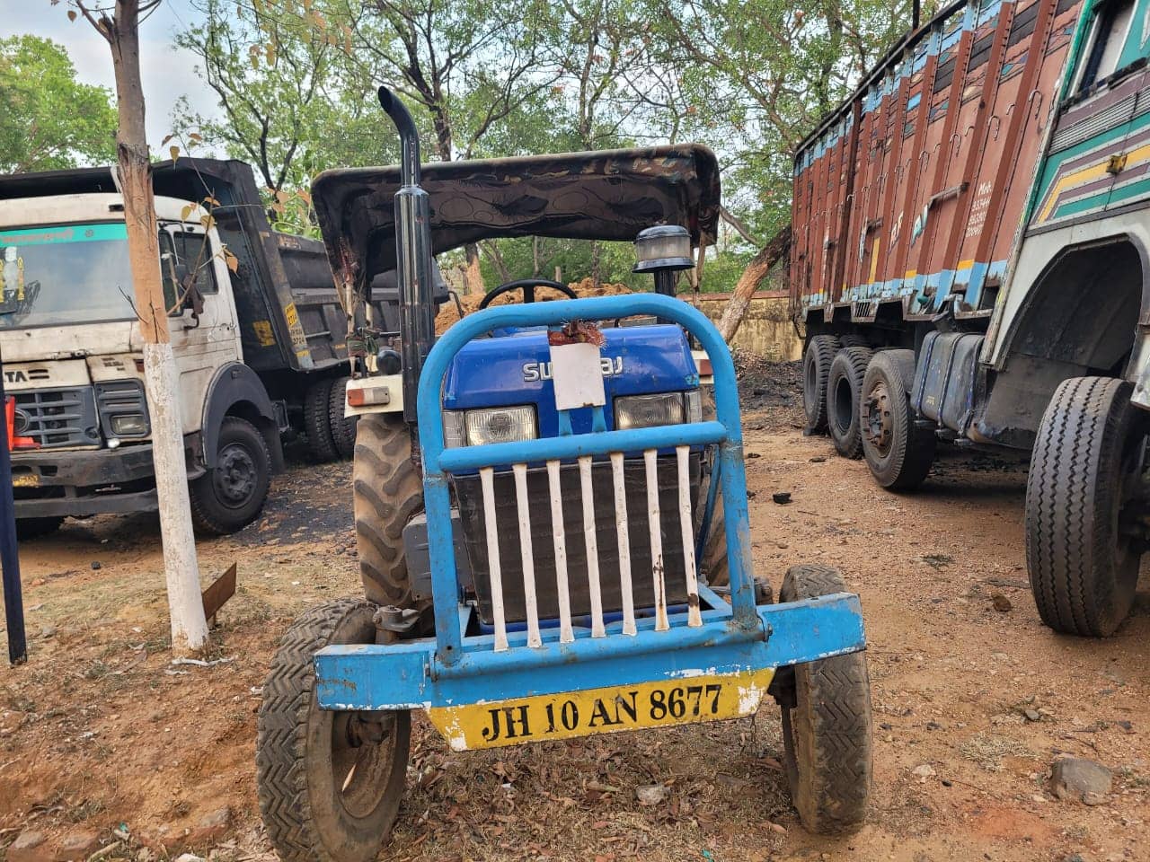 धनबाद में अवैध मिट्टी खनन करने वालों पर कार्रवाई, थाने में दर्ज हुआ केस