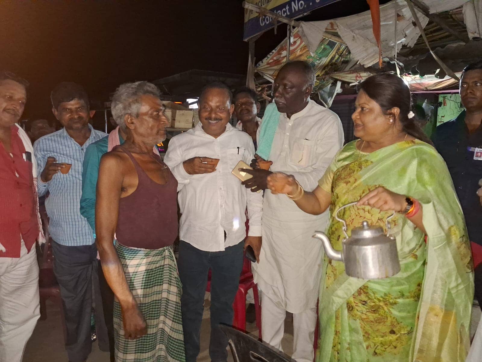 LS Election 2024: इस चुनाव चाय और चाय की केतली का गजब का जलवा, सांसद निशिकांत से लेकर सीता सोरेन का रुतवा भी इसके सामने फीका