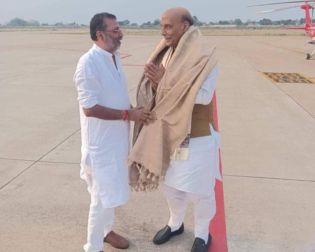 Godda Loksabha Seat: चुनाव से पहले कल भाजपा का शक्ति प्रदर्शन, नामांकन करने ट्रेन से गोड्डा पहुचेंगे निशिकांत दुबे, रक्षा मंत्री राजनाथ सिंह करेंगे रोड शो