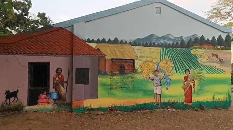 LS Poll 2024 : लोहरदगा में बनाए गए मॉडल बूथों में दिखेगी आदिवासी संस्कृति की झलक