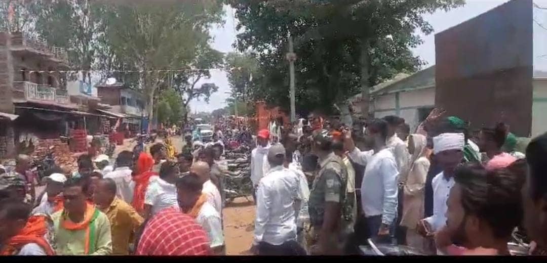 Palamu Loksabha Seat: गढ़वा में बीजेपी प्रत्याशी विष्णु दयाल राम का कड़ा विरोध, जानिए लोगों ने क्यों जताई नाराजगी