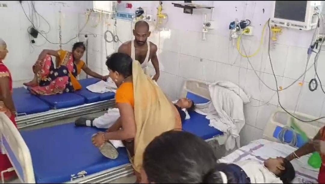 बिहार में कहर बरपा रही है गर्मी! स्कूल में अचानक बेहोश हुए आधा दर्जन बच्चे, अस्पताल में भर्ती