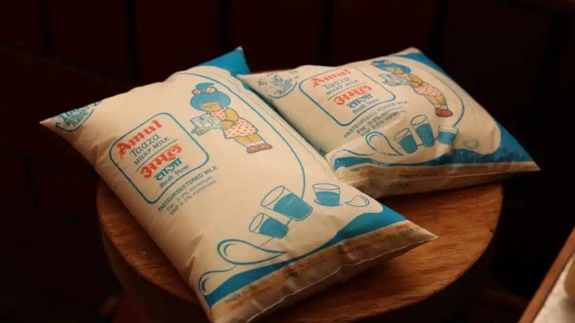 Amul Milk Price: अमूल दूध के दाम में प्रति लीटर दो रुपए की वृद्धि,जानिए क्या दिया गया है तर्क