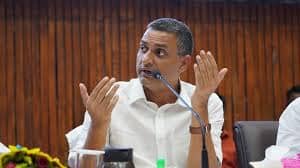 बक्सर के सांसद सुधाकर सिंह ने लगाया आरोप, भीषण गर्मी में सरकार नहीं दे रही किसानों पर ध्यान