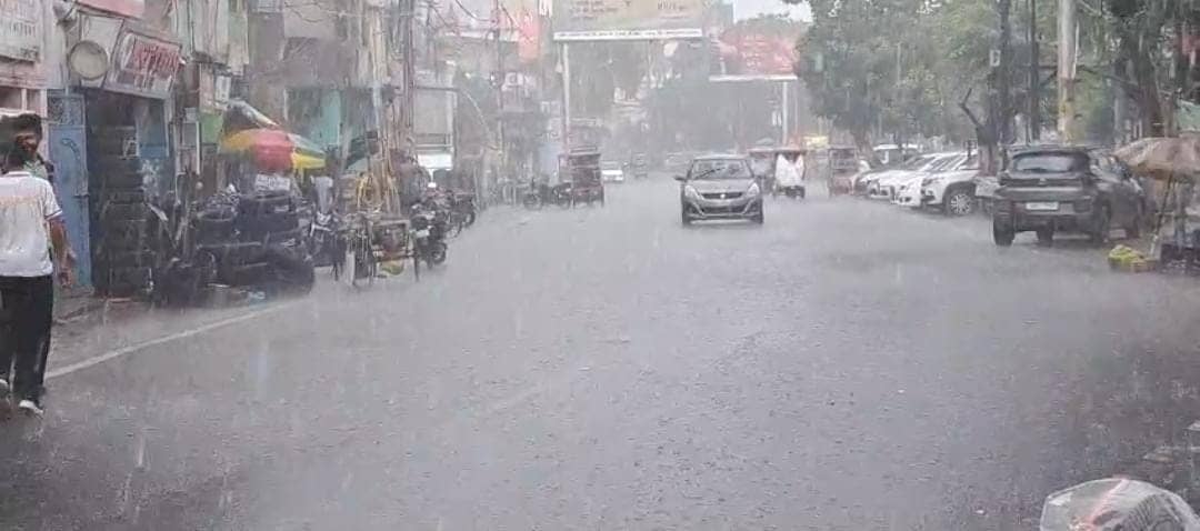 अद्रा नक्षत्र के साथ मानसून ने दिया दस्तक, बाबानगरी का तापमान 4 से 5 डिग्री तक लुढ़का