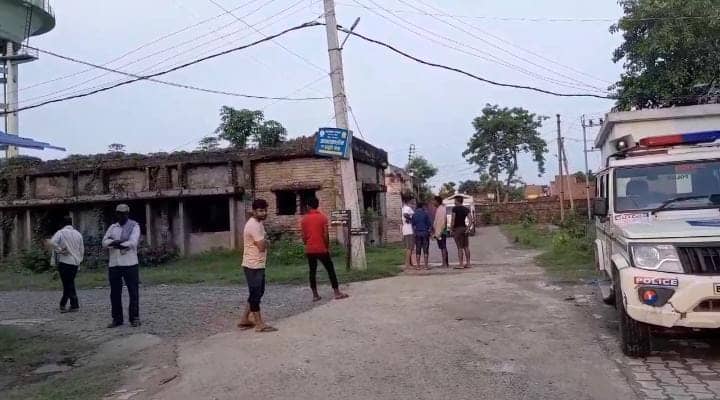 Crime News Bihar:धनबाद की लड़की को फेसबुक पर बगहा के लड़के से हुआ प्यार, शादी के बाद लड़की को भुगतना पड़ा खौफनाक अंजाम