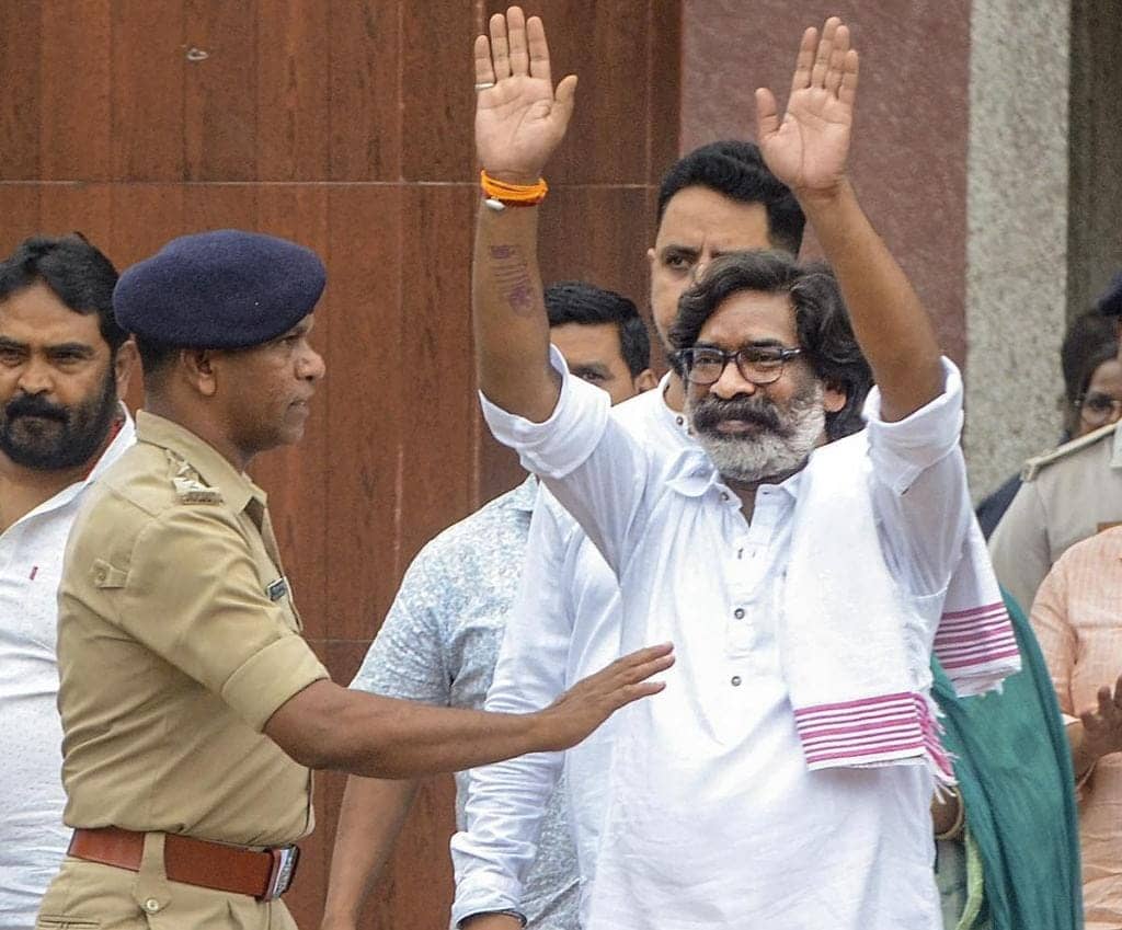 जमानत मिलने के बाद हेमंत सोरेन आभार यात्रा निकाल झारखंड के लोगों को क्यों बोलेंगे Thank you, पढ़िए इस रिपोर्ट में