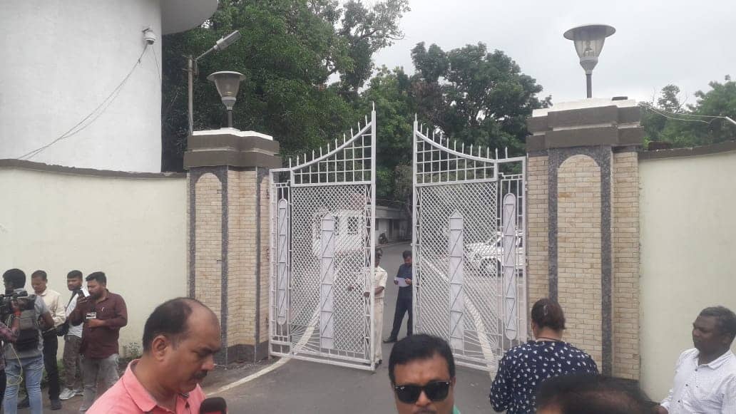 विधायक दल की बैठक के बाद क्या झारखंड को मिलने वाला है नया मुख्यमंत्री! CM आवास में बढ़ी हलचल