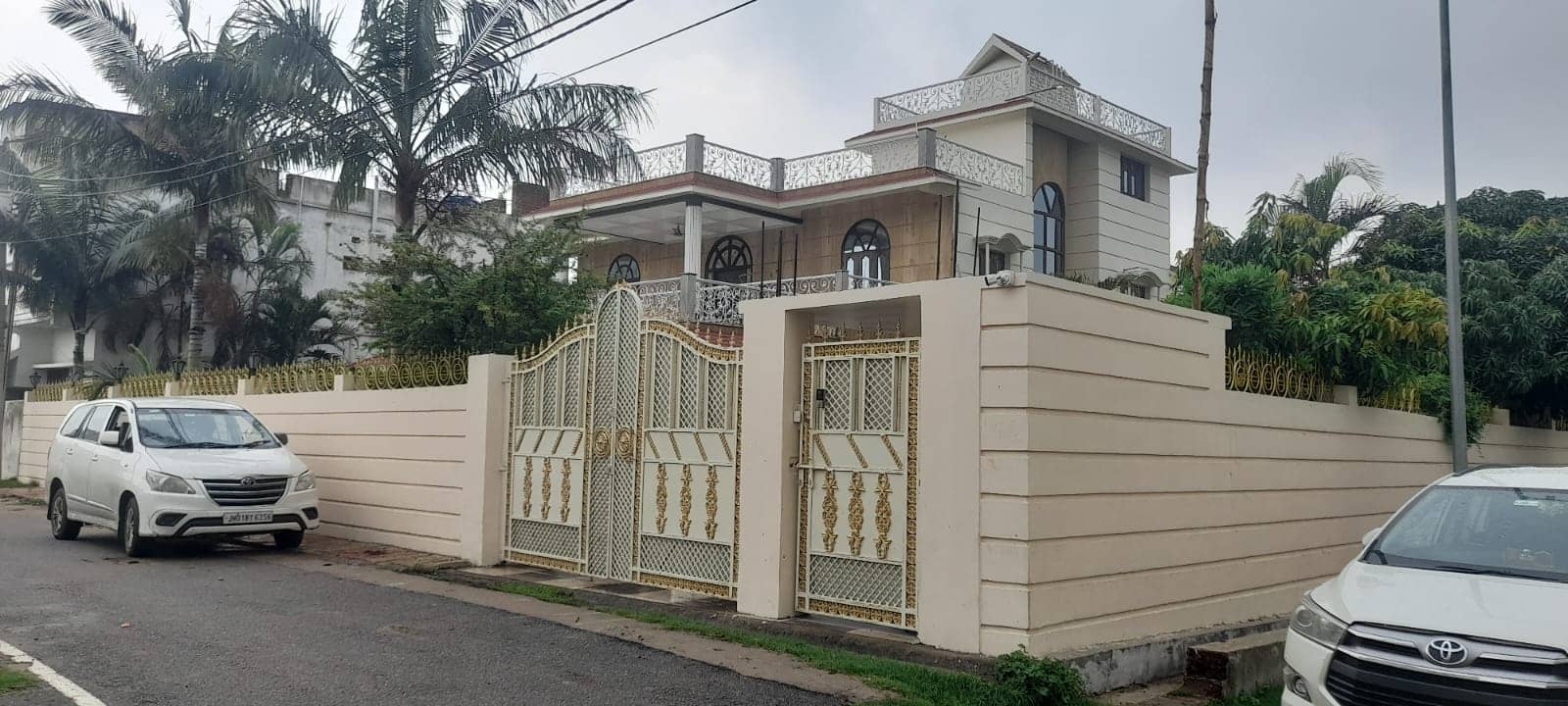 BIG BREAKING: धनबाद पहुंची ईडी की टीम, प्रमोद सिंह के ठिकानों को खंगाल रही 