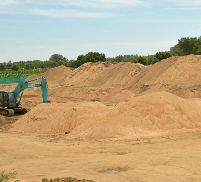 बिहार बना अंतरराज्यीय बालू माफियाओं का सबसे बड़ा अड्डा, मनमानी दाम पर बेच रहे बालू, सरकार बेबस