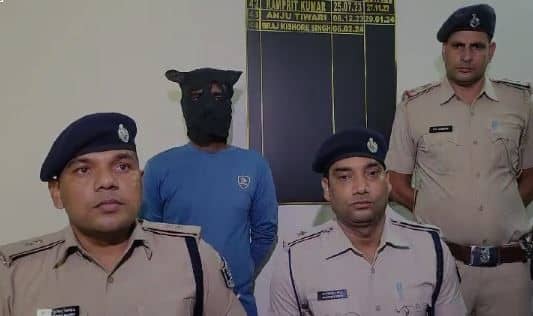 BIHAR NEWS : पुलिस ने अपराधियों की बड़ी साजिश को किया नाकाम, घर से बम बनाने का सामान के साथ 35 जिंदा कारतूस बरामद