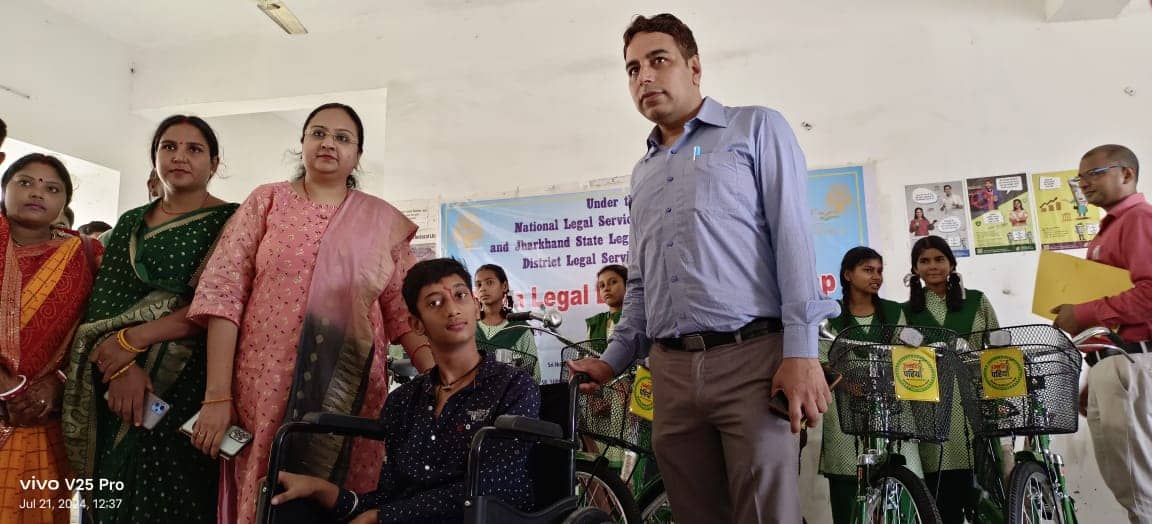 धनबाद में विधिक सशक्तिकरण शिविर : 3.54 करोड़ रुपए की परिसंपत्तियों का हुआ वितरण 