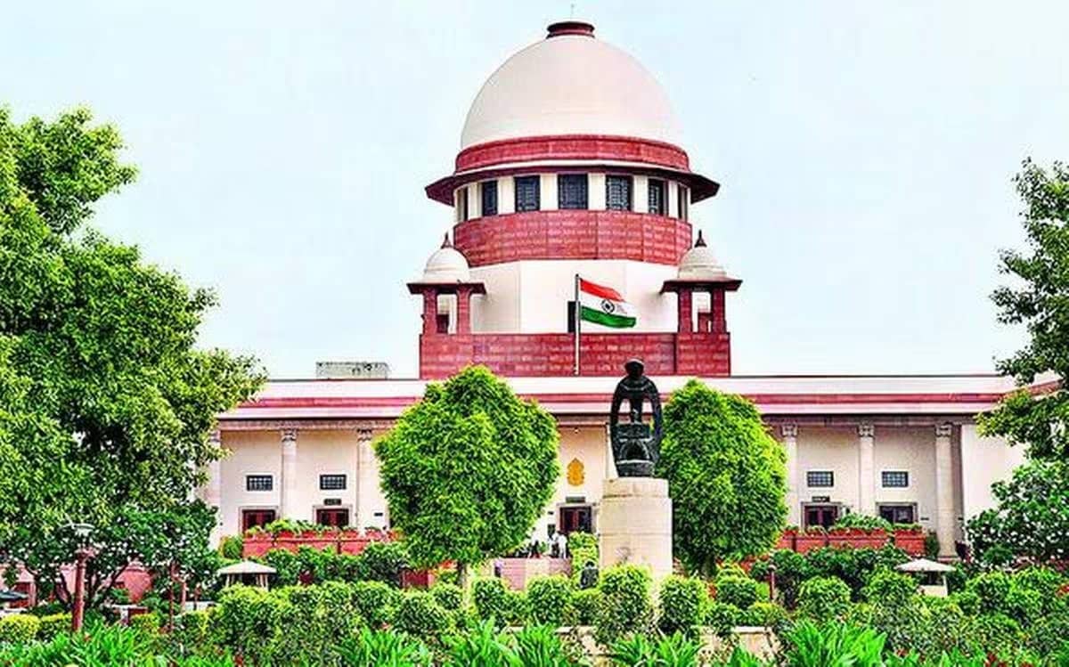 कांवड़ यात्रा नेमप्लेट विवाद पर SC ने लगाई रोक, कहा-'दुकानदारों को अपनी पहचान बताने की जरूरत नहीं', अगली सुनवाई 26 जुलाई को