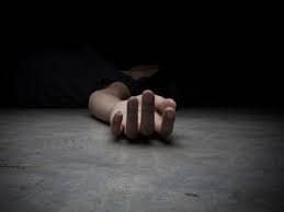 मिट्टी में दबी अज्ञात महिला का शव बरामद, पुलिस जांच में जुटी