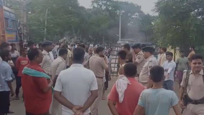 ननिहाल में आये युवक की गला दबाकर हत्या, पैसे की लेनदेन में दोस्त ने ही उतारा मौत के घाट