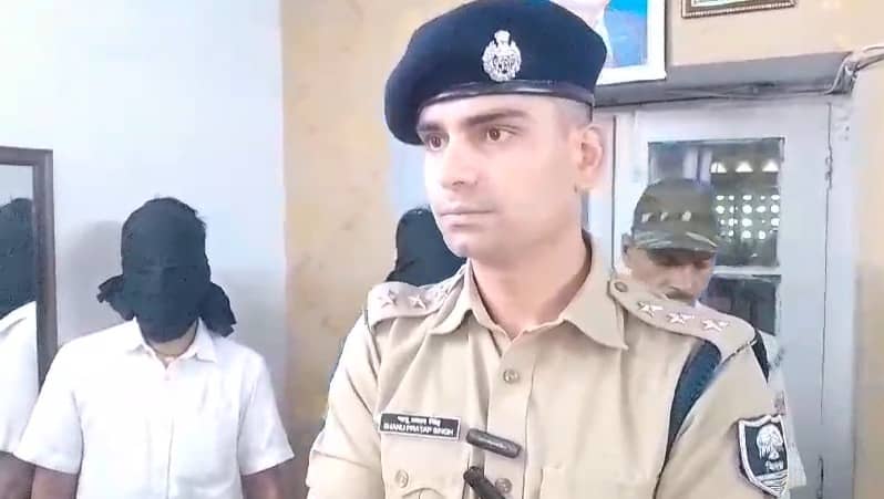 फर्जी अधिकारी बनकर ठगी करने वाले 2 गिरफ्तार, खुद को कभी SDM तो कभी परिवहन विभाग के कर्मी बताते थे