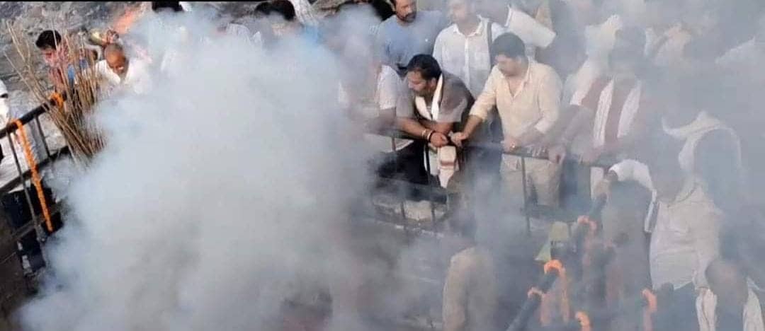 पूर्व मंत्री बच्चा बाबू पंचतत्व में विलीन, जानिए कहां हुआ उनका अंतिम संस्कार 