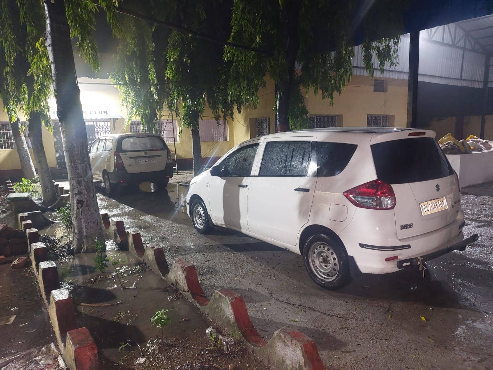 BIG BREAKING:BCCL के इंजीनियर को पंद्रह हजार घूस लेते सीबीआई की टीम ने किया गिरफ्तार