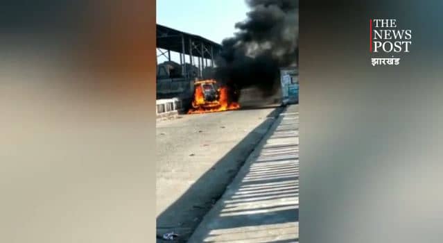 स्कॉर्पियो धू-धू कर जली, कार में  पिकनिक मनाने आया था परिवार   