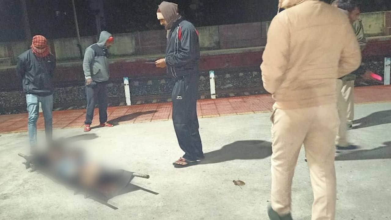 ताउम्र रेलवे विभाग को दी सेवा, ट्रेन ने ही ले ली जान  