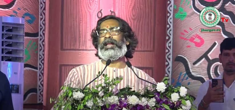 आदिवासी महोत्सव में हेमन्त की बड़ी घोषणा, कलाकारों के लिए बनेगी एक पॉलिसी
