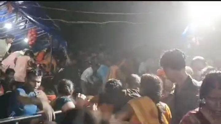 Jahanabad : बाबा सिद्धेश्वर नाथ मंदिर में हुई भगदड़ का पहला वीडियो आया सामने, सोशल मीडिया पर हो रहा वायरल, जांच में जुटी पुलिस