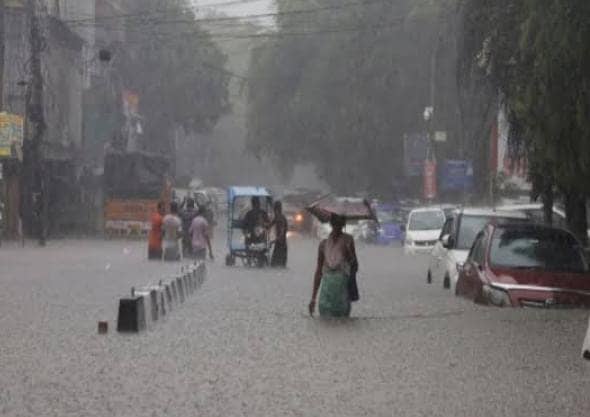 Weather Update: झारखंड के कुछ हिस्सों को छोड़कर ज्यादातर जगहों पर आंशिक बारिश, जानिए आज कैसा रहेगा आपके शहर का मौसम