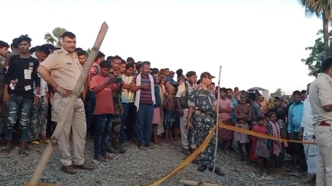 हत्या की वारदात से दहला साहिबगंज! हत्यारन बहू ने ससुर को गला रेतकर उतारा मौत के घाट, आरोपी बहू फरार