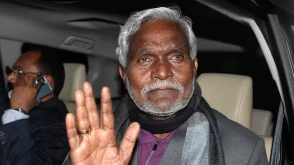 Jharkhand Politics:चंपाई पड़े अकेले, कोल्हान के सभी विधायक हेमंत के साथ, अब क्या करेंगे टाइगर   