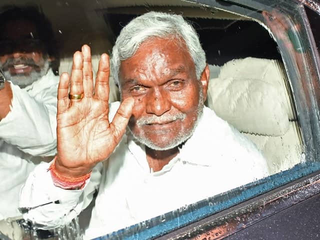 झारखंड सरकार के मंत्री चंपाई जहां थे वहीं है, टाइगर को लेकर झामुमो में भी चुप्पी