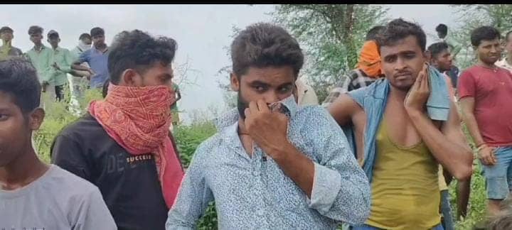 गढ़वा: सोन नदी से महिला का शव मिलने से फैली सनसनी, दुष्कर्म के बाद हत्‍या की जताई जा रही है आशंका