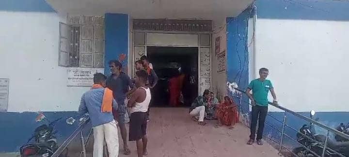 Crime News: गोलियों की तड़तड़ाहट से दहला बक्सर! चार घायल, पढें वजह