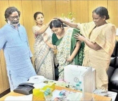 JMM Polytics : प्रो स्टीफन मरांडी की पुत्री  क्यों लड़ेगी विधानसभा चुनाव, पढ़िए इस रिपोर्ट में