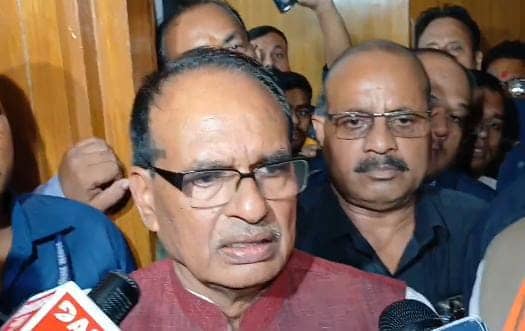 जेएमएम ने 4 साल 10 महीने गरीब महिलाओं की सुध नहीं ली, अब चुनाव से पहले चूल्हा खर्च के 1 हजार देकर जाल बिछा रहे हैं- शिवराज