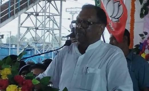 रेलवे का मंच बना राजनीतिक मंच, सांसद नलिन सोरेन ने कहा- गरीब लोगों के लिए वंदे भारत उपयोगी नहीं, कारण यहां का पिछड़ापन