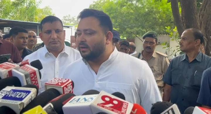 Bihar News:वन नेशन वन इलेक्शन पर तेजस्वी यादव ने दी तीखी प्रतिक्रिया पढें नवादा अग्निकांड पर क्या कहा