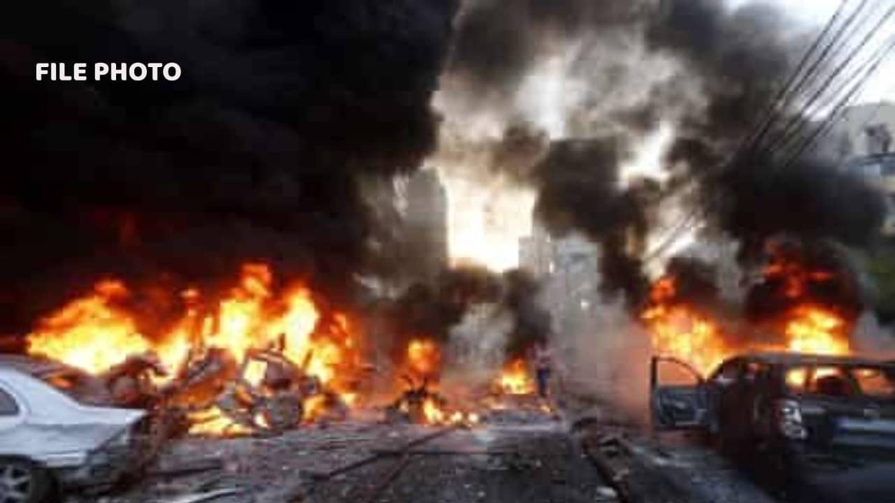 रेस्त्रां में खा रहे थे कई लोग, तभी हुआ विस्फोट, 16 की मौत