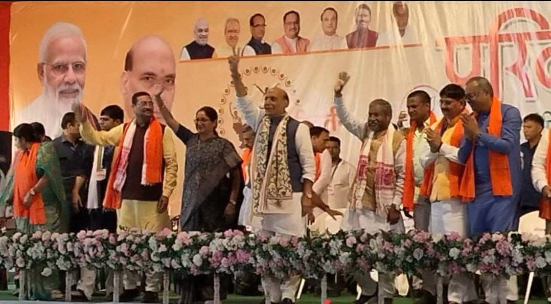 धनबाद पहुंचे राजनाथ सिंह के भाषण का लब्बोलुआब , प्रधानमंत्री के चहरे पर ही भाजपा लड़ेगी विस चुनाव