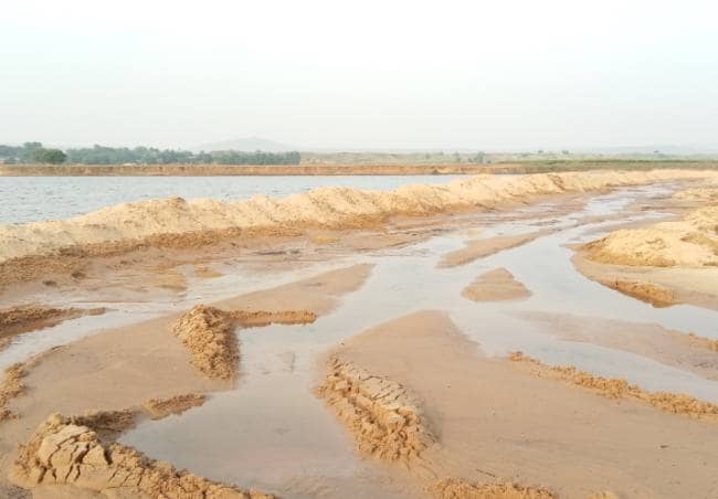 ED ACTION: बिहार के सोन नदी से "सोना" निकालने वालों में अगला नंबर किसका! जानिए