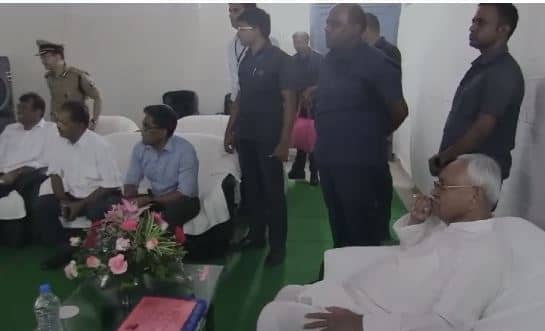 सीएम नीतीश ने दरभंगा में बाढ़ राहत कार्यों का लिया जायजा, अधिकारियों को दिए जरूरी निर्देश