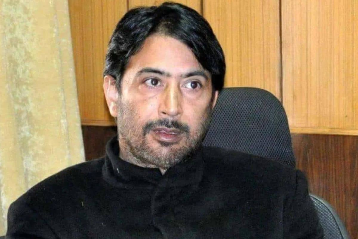 J&K RESULT: डोरू विधानसभा सीट पर गुलाम अहमद मीर की बड़ी जीत, दूर दूर तक नहीं रहा कोई उम्मीदवार