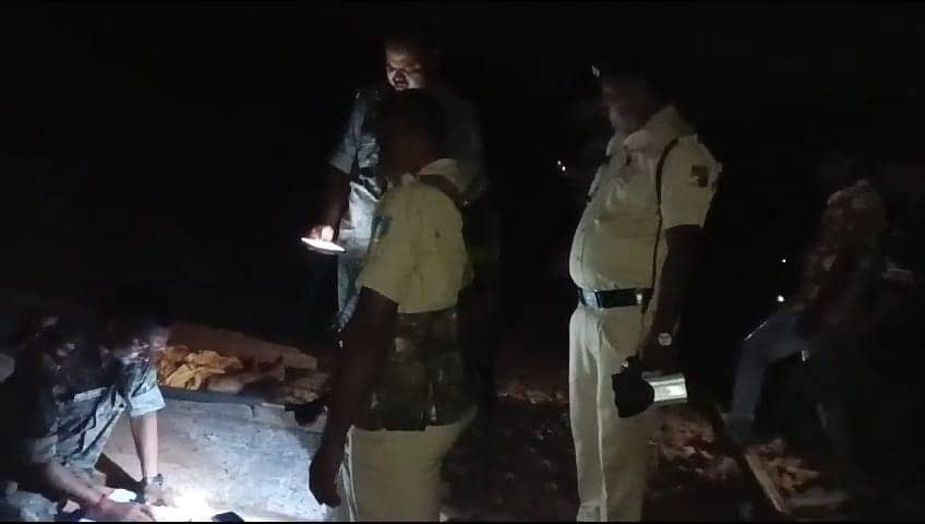 देवघर: पारिवारिक विवाद में महिला ने ट्रेन से कटकर की खुदकुशी, छानबीन शुरू