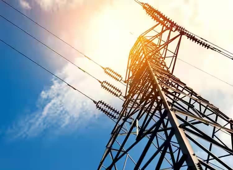 बिजली उपभोक्ता पूछ रहें सवाल - "नाक में दम" करने के बाद ही क्यों टूटी विभाग की नींद?