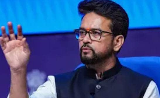 Ranchi: सांसद अनुराग ठाकुर ने हेमंत सोरेन पर बोला जोरदार हमला, कहा- 5 साल से लूट मची है, इस बार राज्य की जनता कमल खिलाने को तैयार