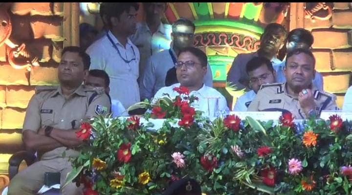 Bihar:राजनीति गलियारे से दुर्लभ तस्वीर आई सामने, सोनपुर मेला की व्यवस्था से नाराज आरजेडी विधायक की बीजेपी नेताओं ने किया स्वागत, पढ़ें पूरा मामला