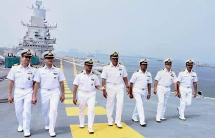 Indian Navy Vacancy: भारतीय नौसेना में 12वीं पास के लिए निकली भर्ती, इस तारीख से करें आवेदन