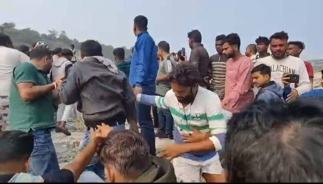 Dhanbad: मैथन डैम में नहाने के दौरान डूबे तीन छात्र का शव बरामद, दोस्तों के साथ बर्थडे सेलिब्रेट करने गए थे डैम