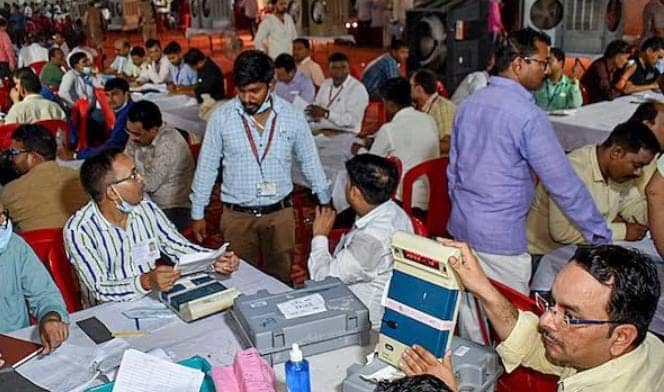 Counting Day:गिरिडीह में भाजपा प्रत्याशी निर्भय 473 वोट से आगे, तो गांडेय से भाजपा प्रत्याशी मुनिया देवी 3128 वोट से आगे, कल्पना पिछड़ी