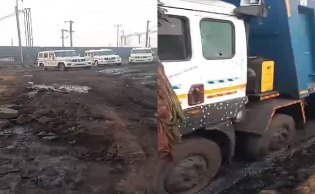 टोरी-शिवपुरी थर्ड लाइन निर्माण कर रही कंपनी परिसर में गोलीबारी, उग्रवादियों की करतूत