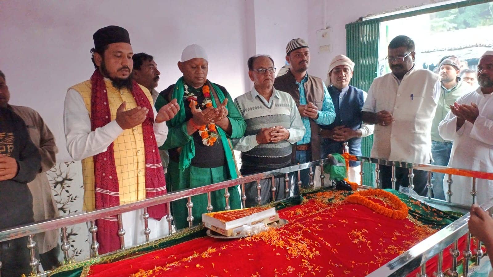 हुसैनाबाद व हैदरनगर में निकला राजद का विजय जुलूस सह आभार यात्रा, हजारों समर्थकों ने उड़ाये अबीर - गुलाल